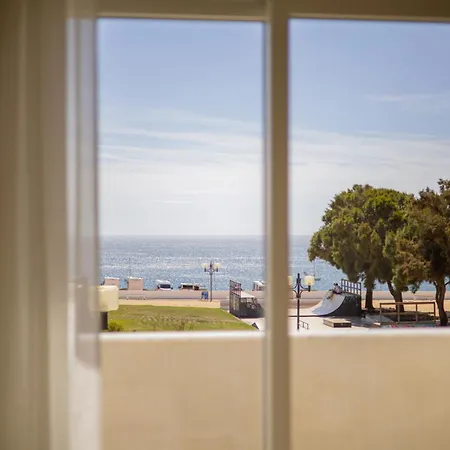 Апартаменты Pontalaia Atlantic View