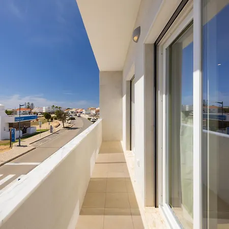 Apartment Pontalaia Atlantic View